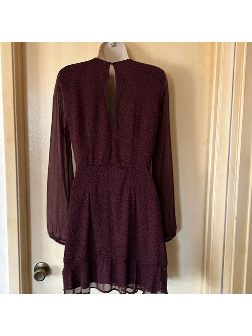 Abercrombie and Fitch dark purple animal print tie ruffle skirt dress size S - Picture 6 of 12